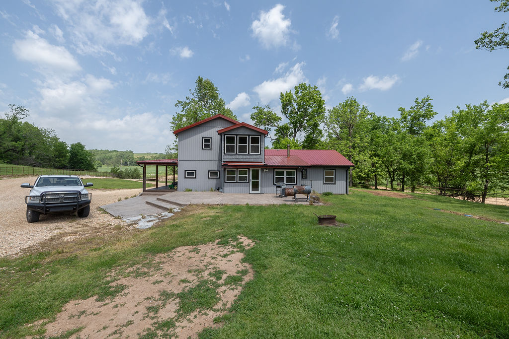 main property photo 14