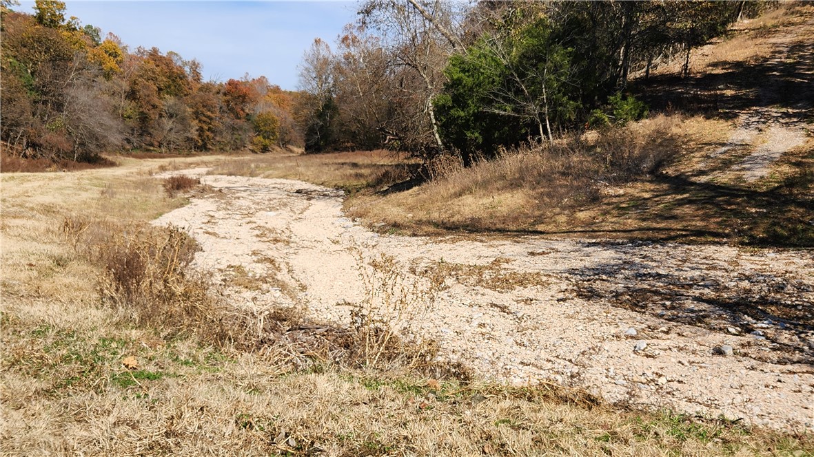 main property photo 36