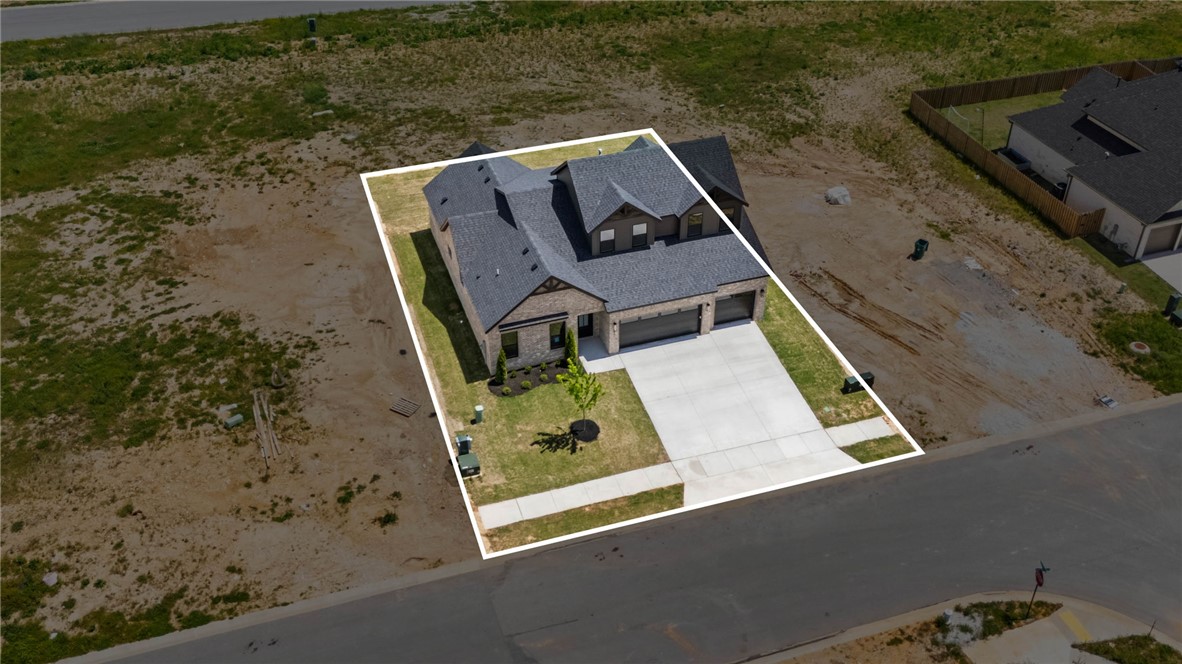main property photo 33
