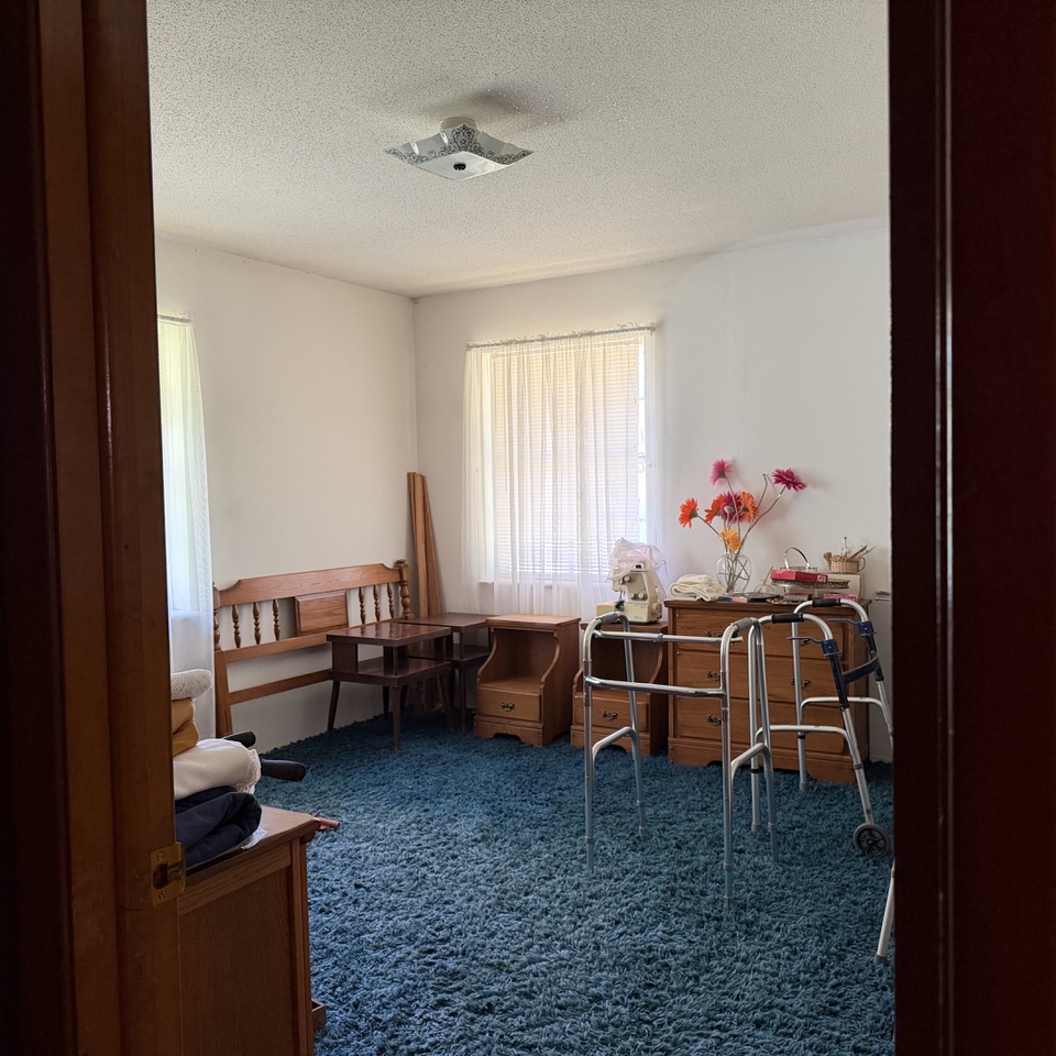 main property photo 13