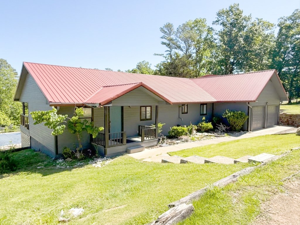 main property photo 17