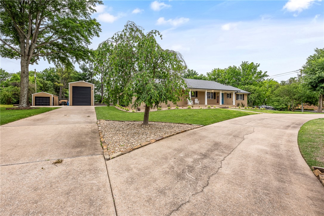 main property photo 26