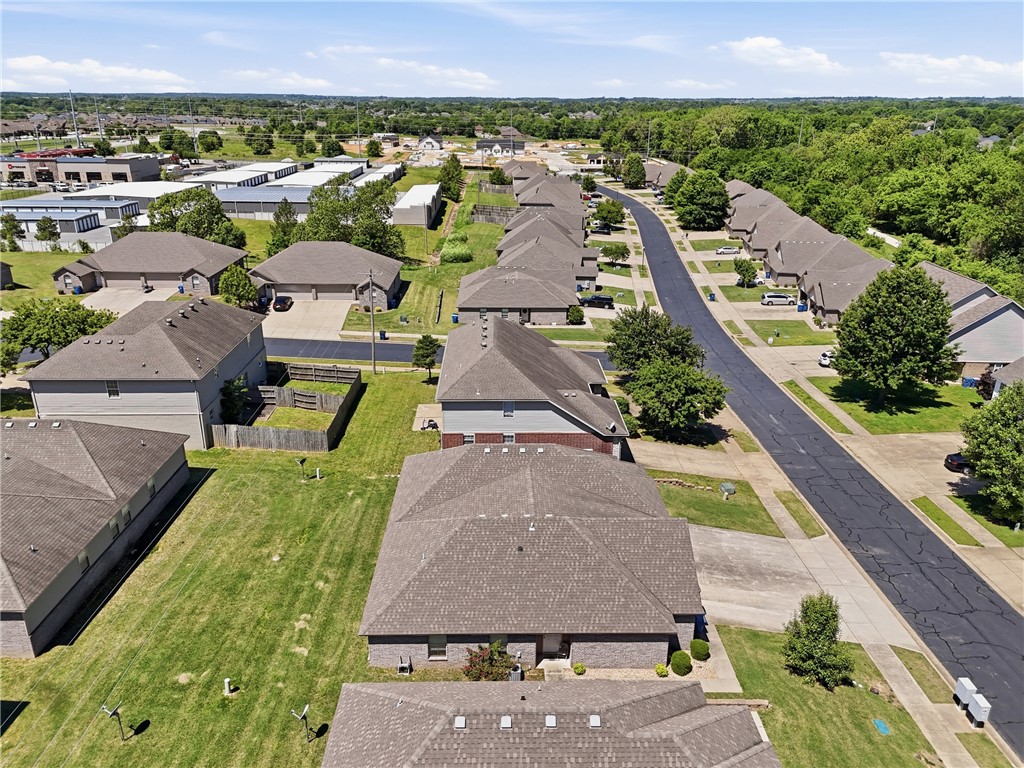 main property photo 50