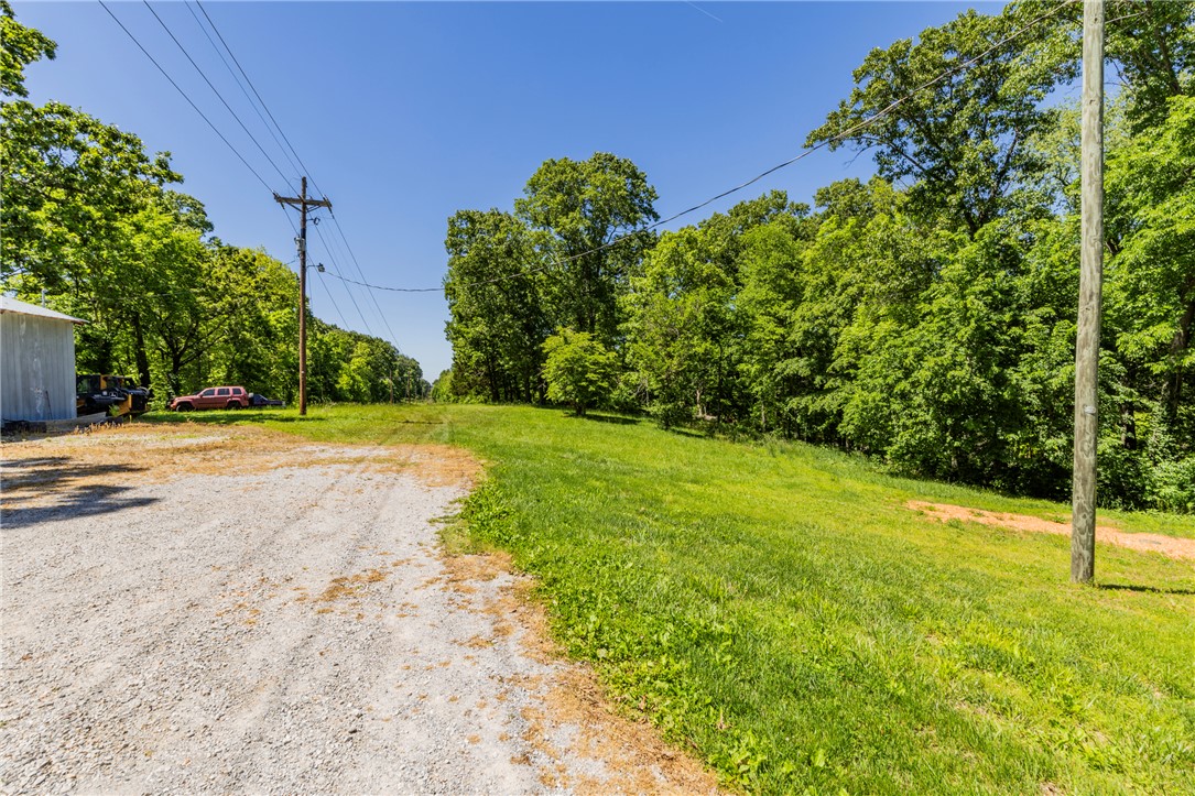 main property photo 30