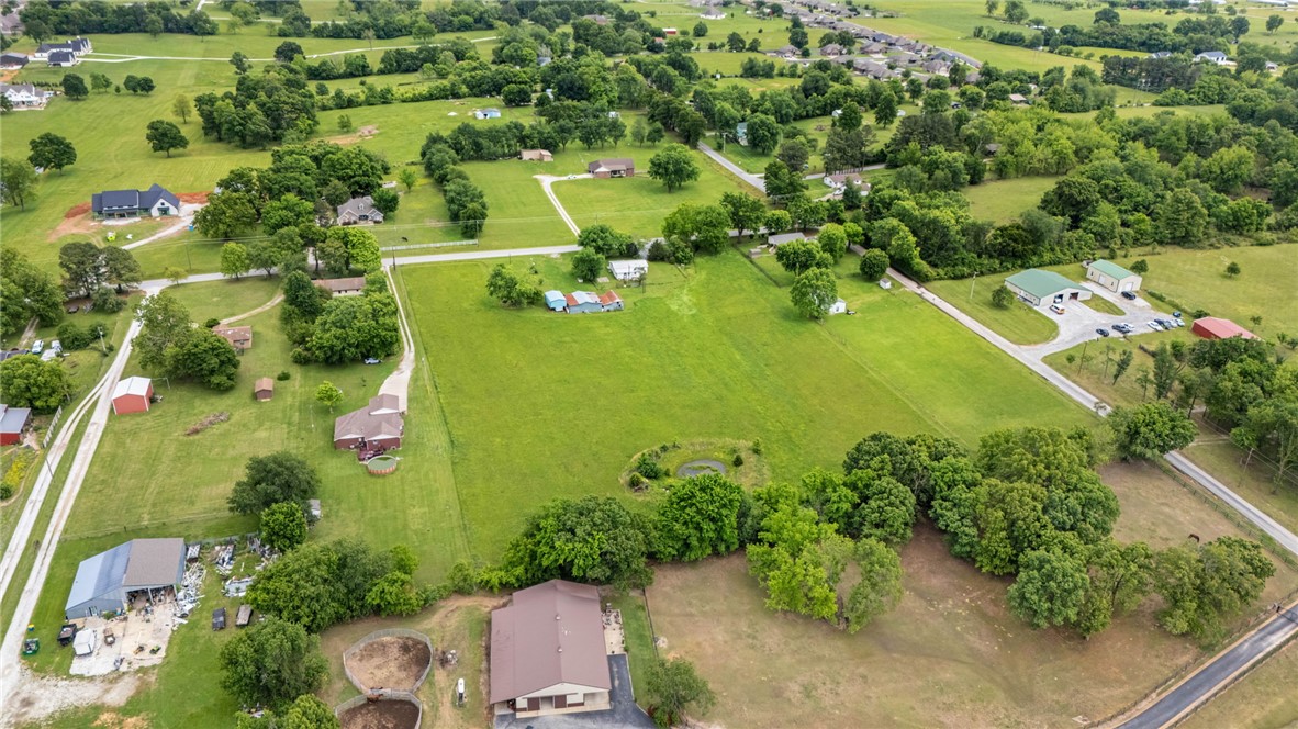 main property photo 10