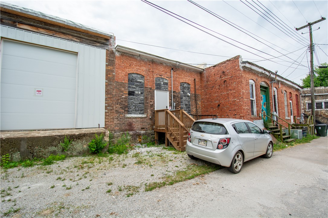 main property photo 18