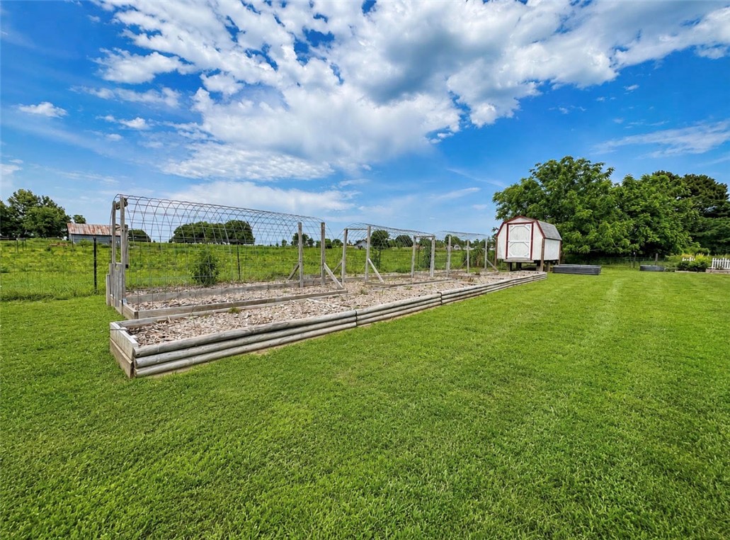 main property photo 35