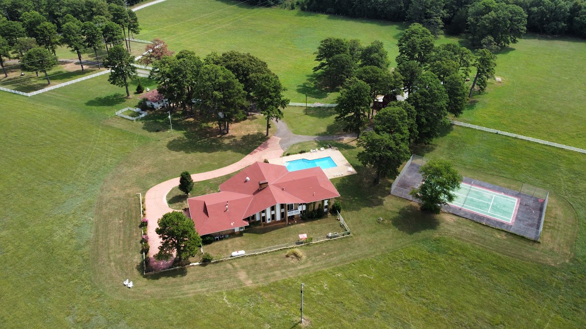 main property photo 4