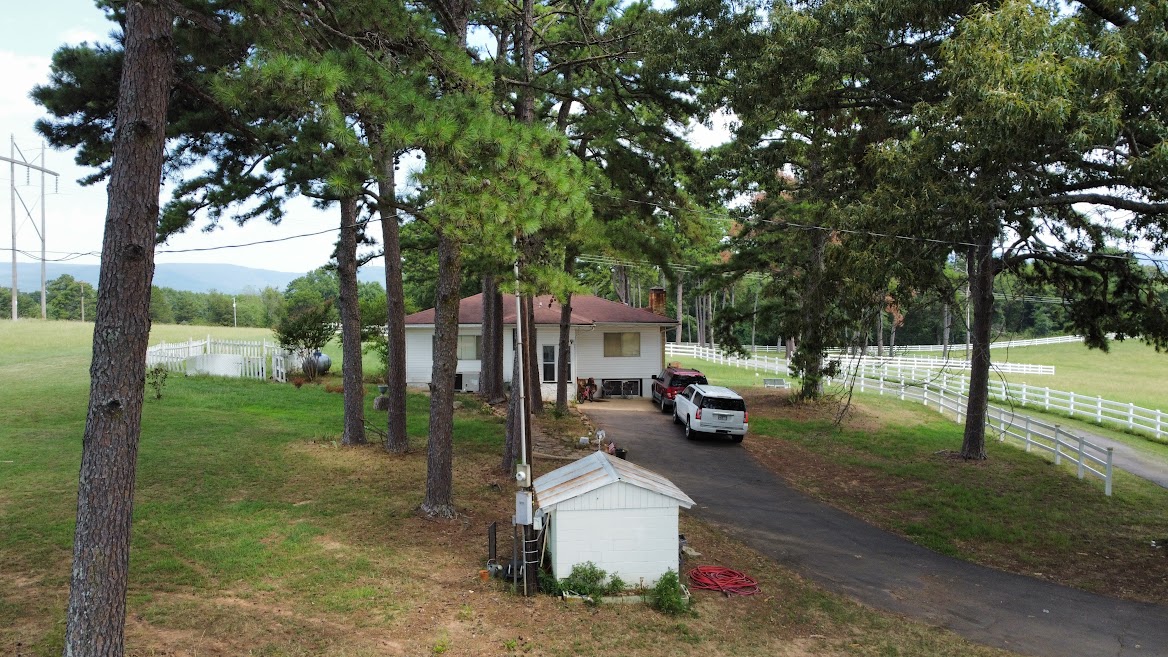 main property photo 45