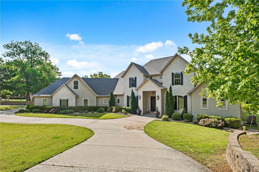 main property photo 3