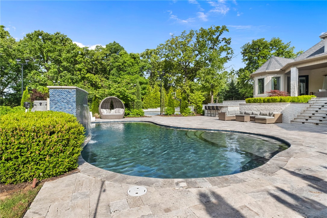main property photo 45