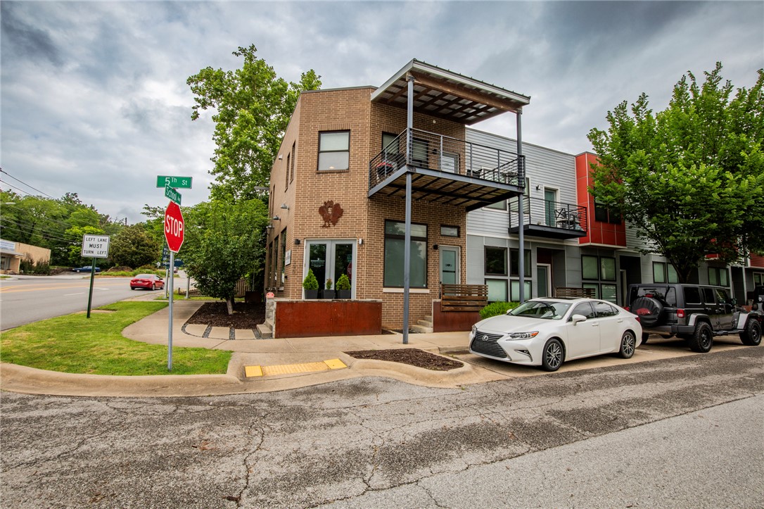 main property photo 1