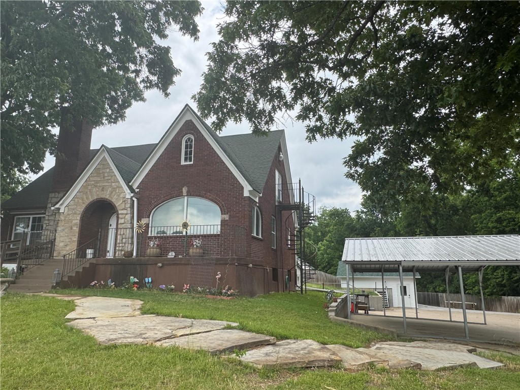 main property photo 2