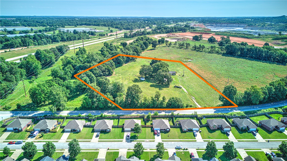 main property photo 14