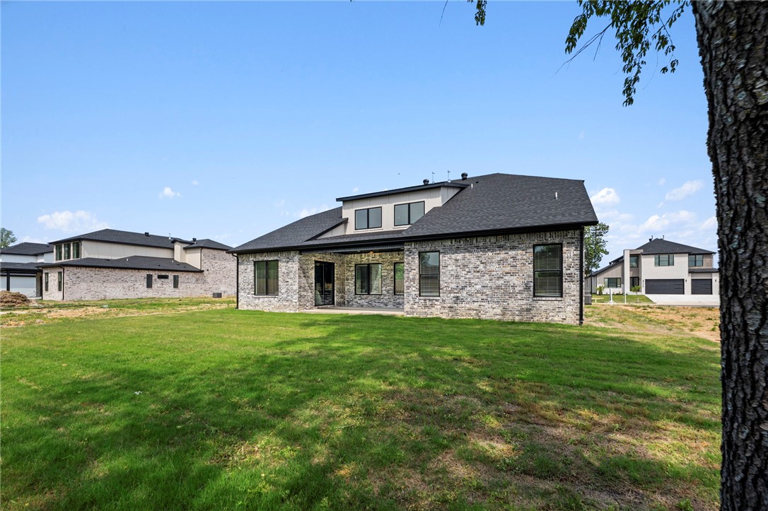 main property photo 49