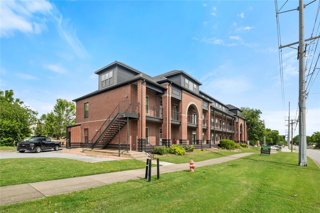 main property photo 46