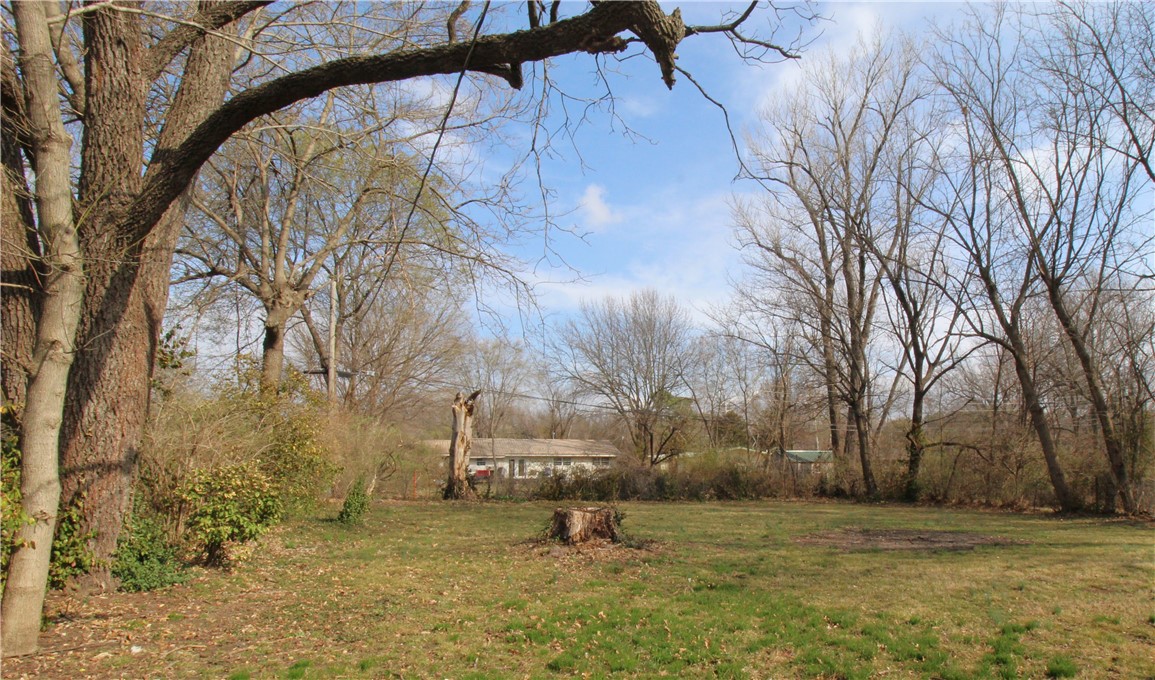 main property photo 20