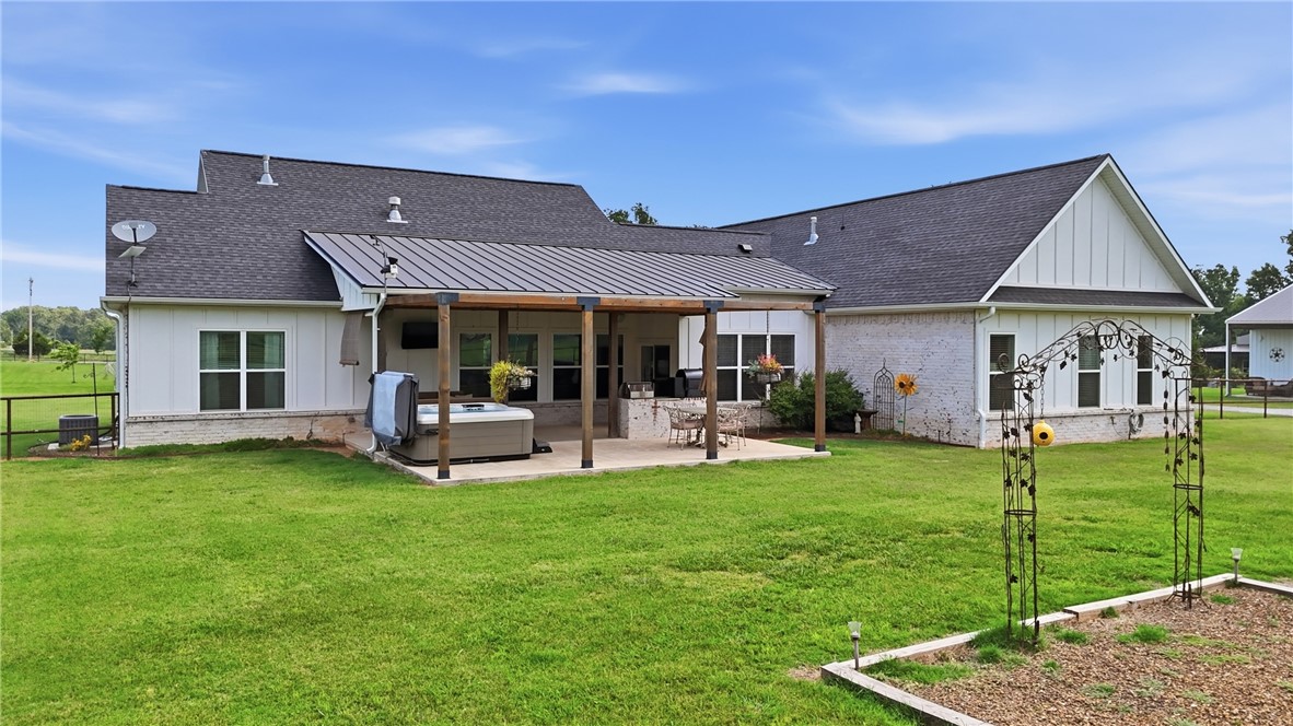 main property photo 33
