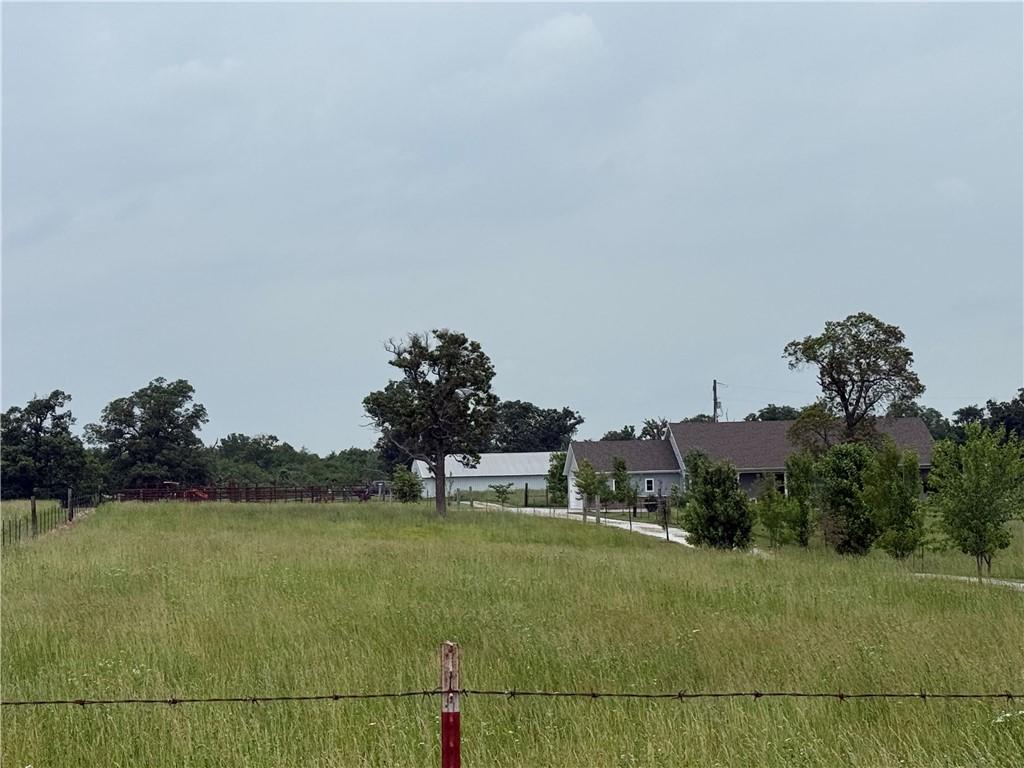 main property photo 10