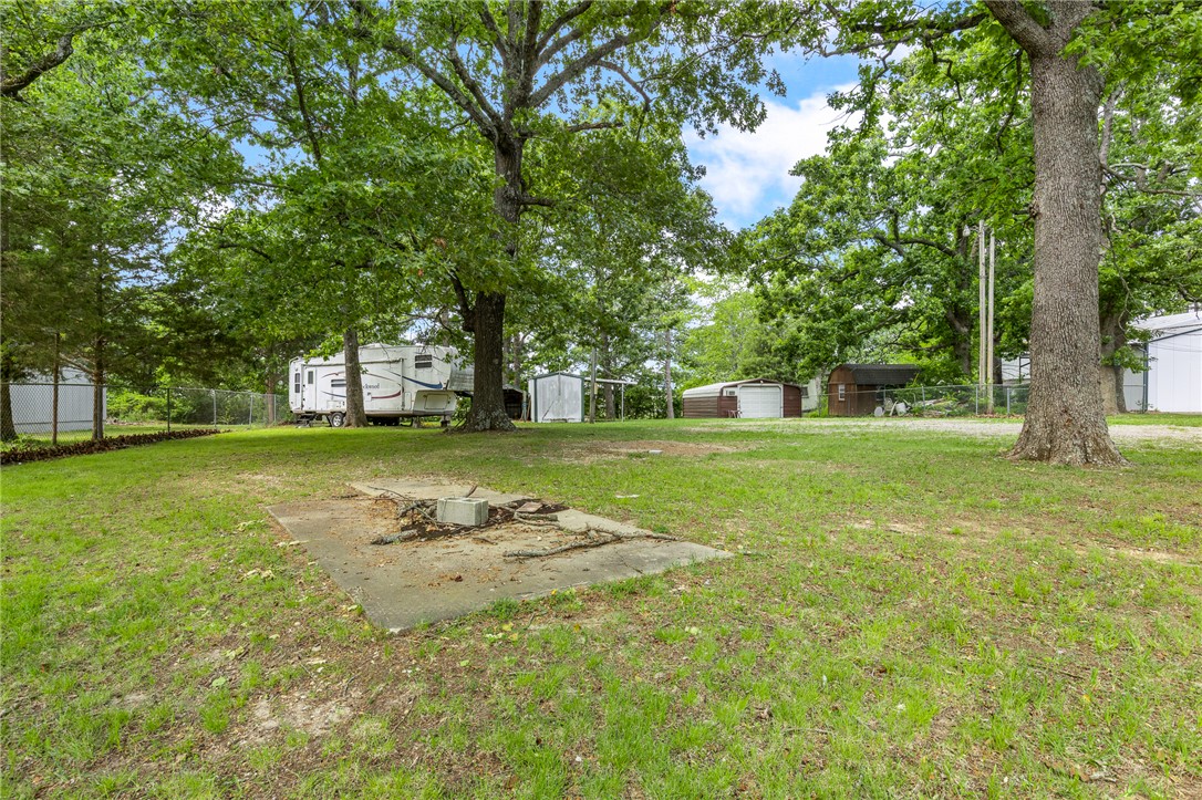 main property photo 32