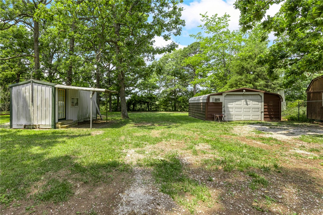 main property photo 29