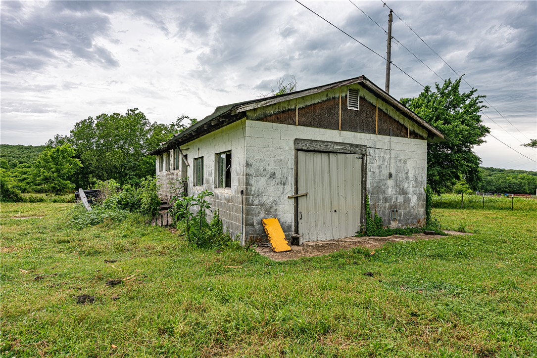 main property photo 39