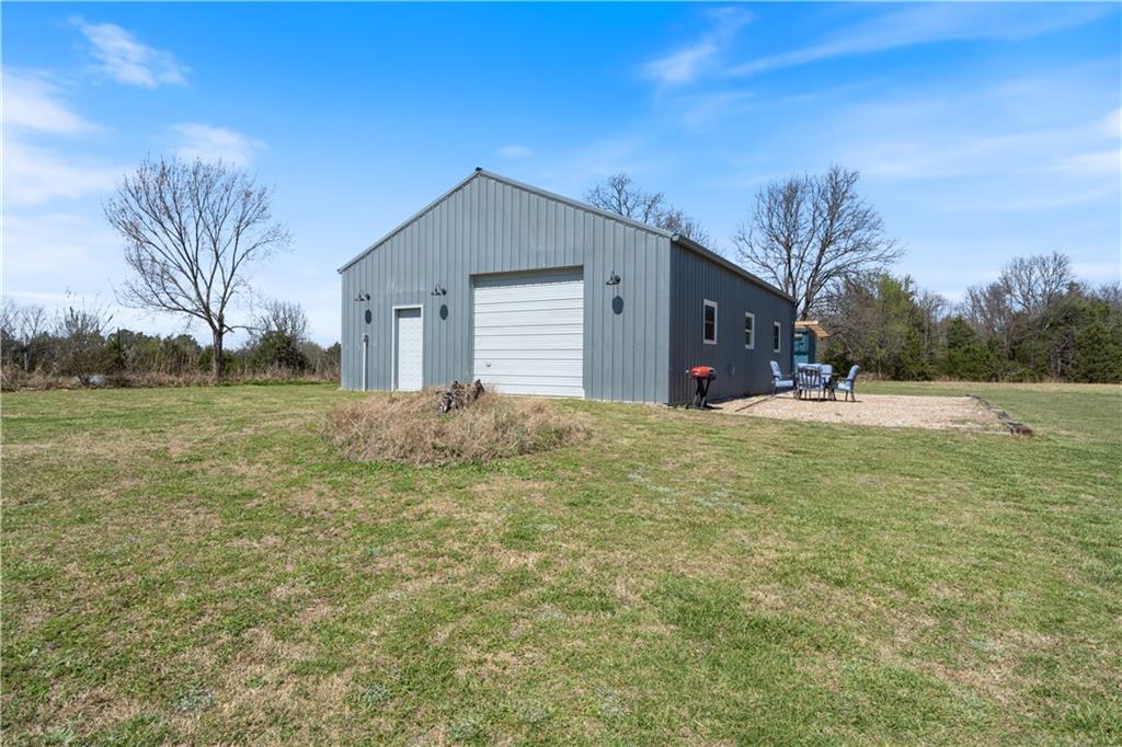 main property photo 17