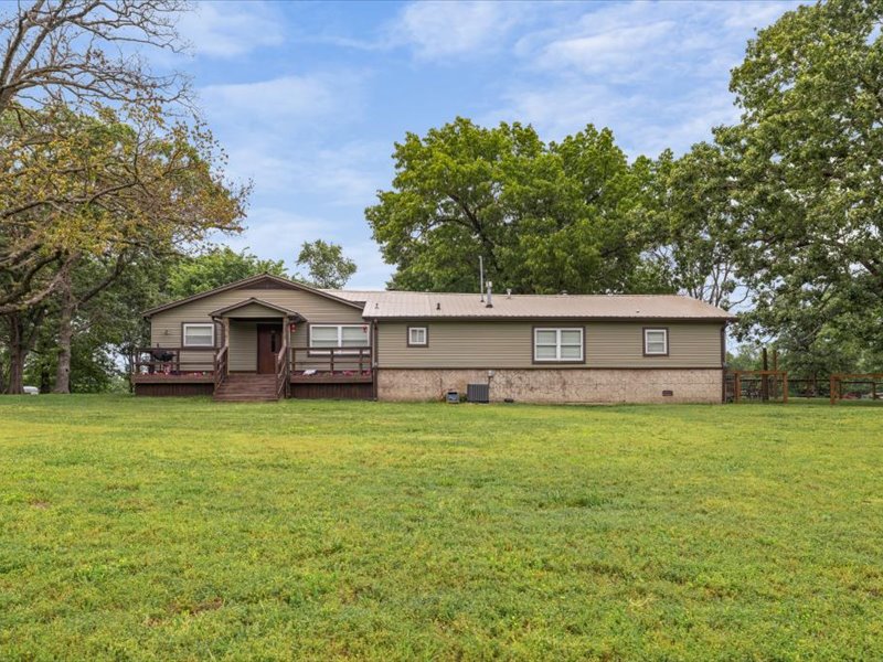 main property photo 23