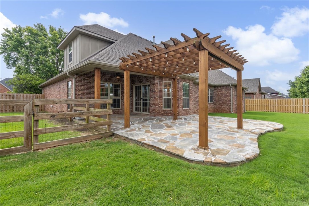 main property photo 44
