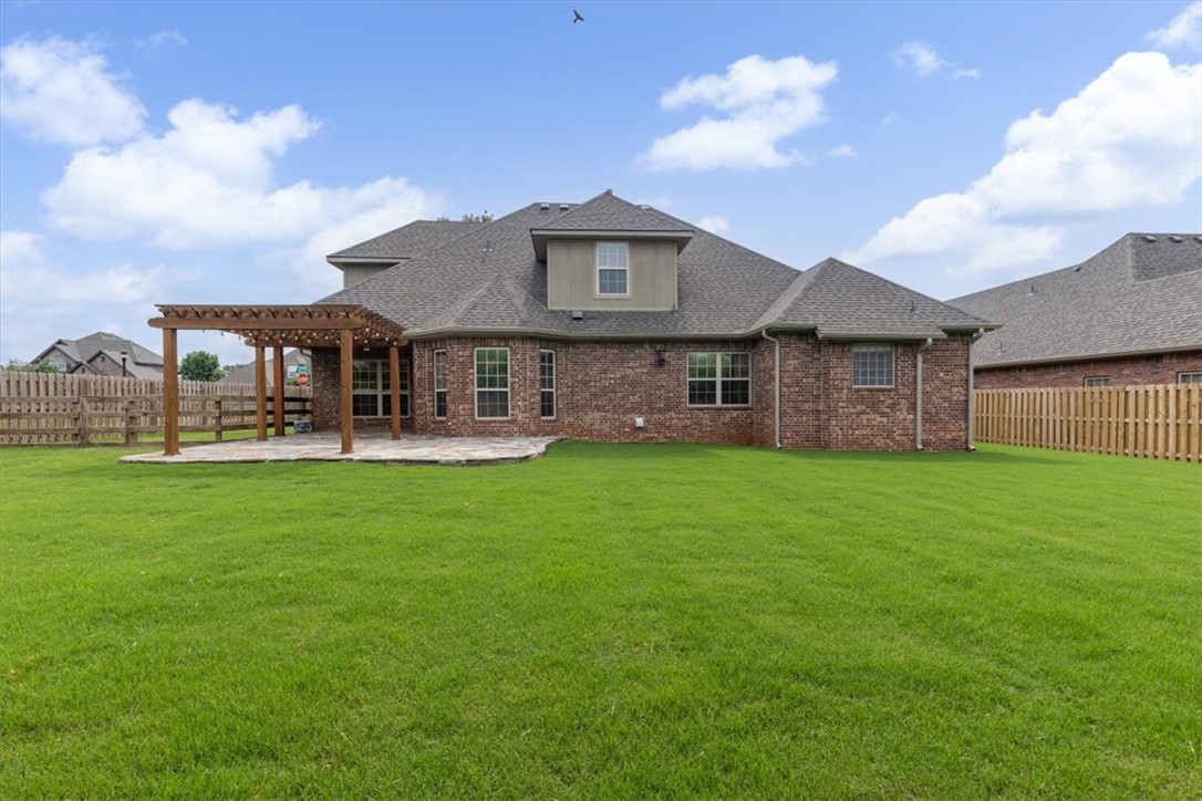 main property photo 45