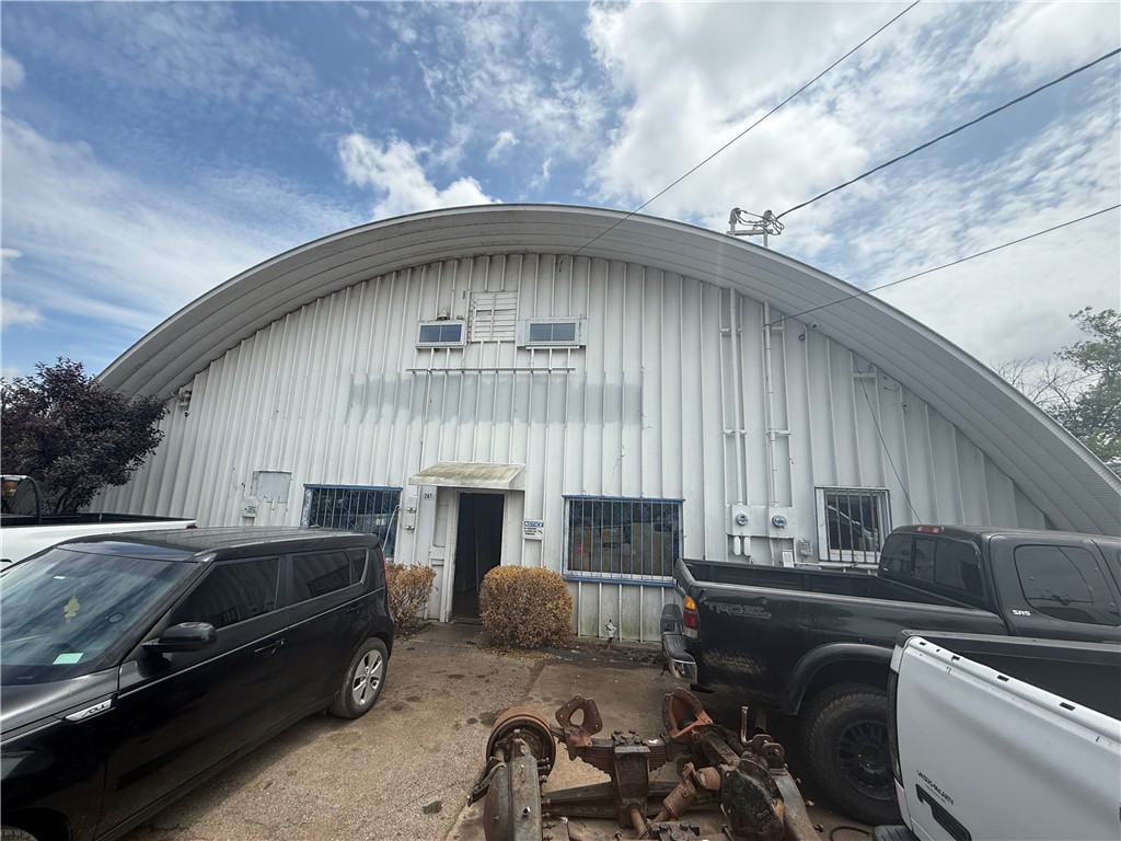main property photo 5