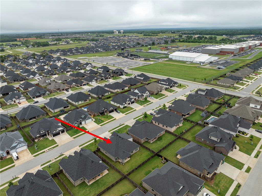 main property photo 41