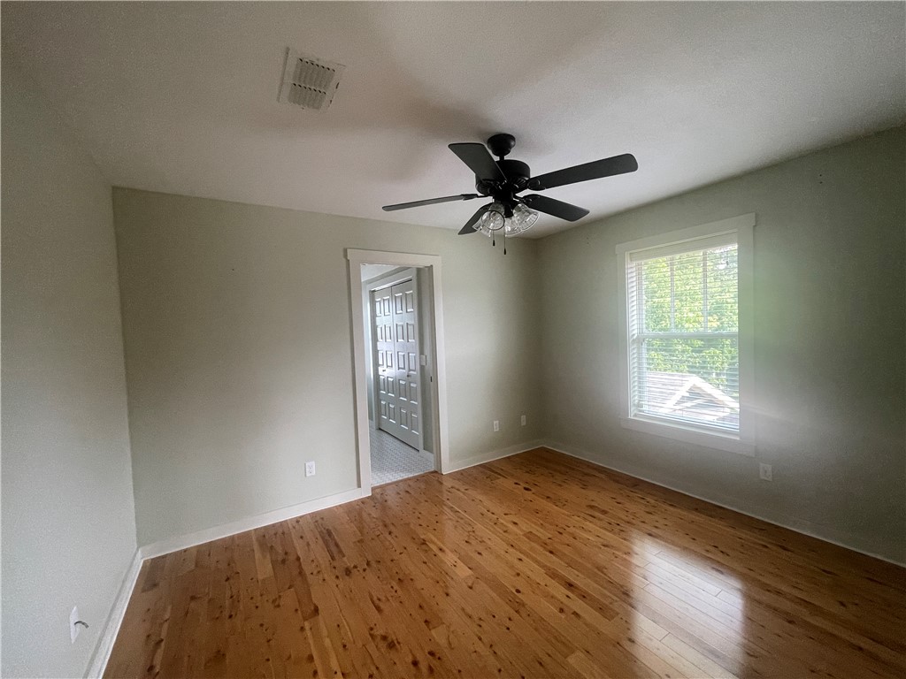 property viewer photo 11