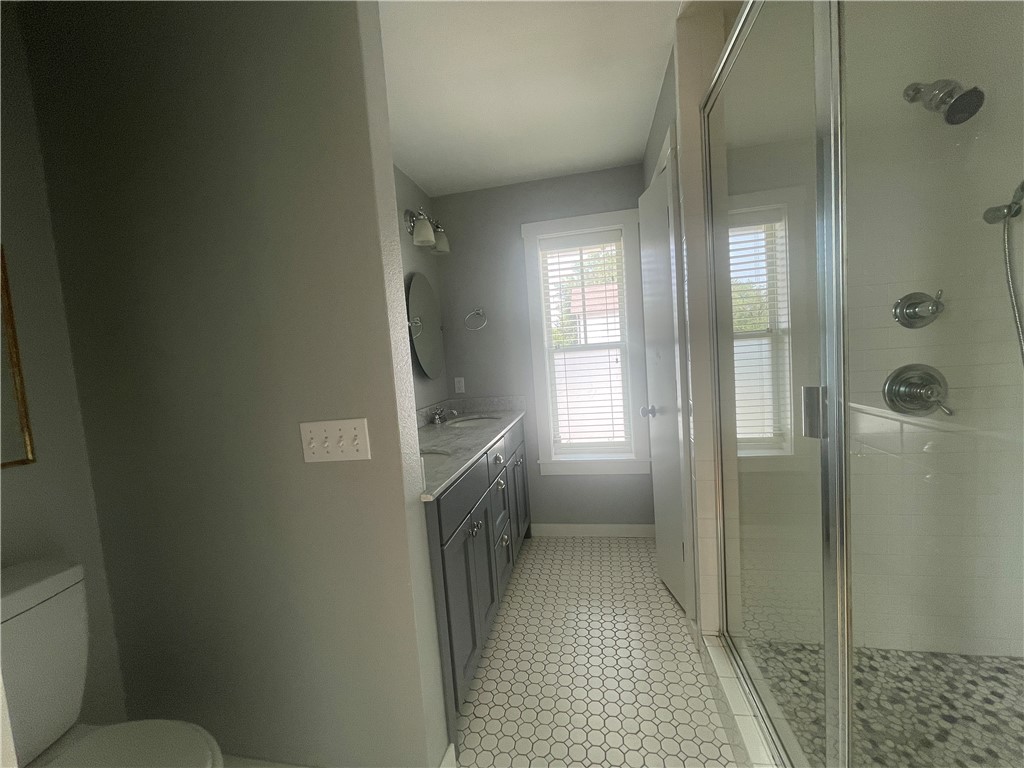 property viewer photo 12