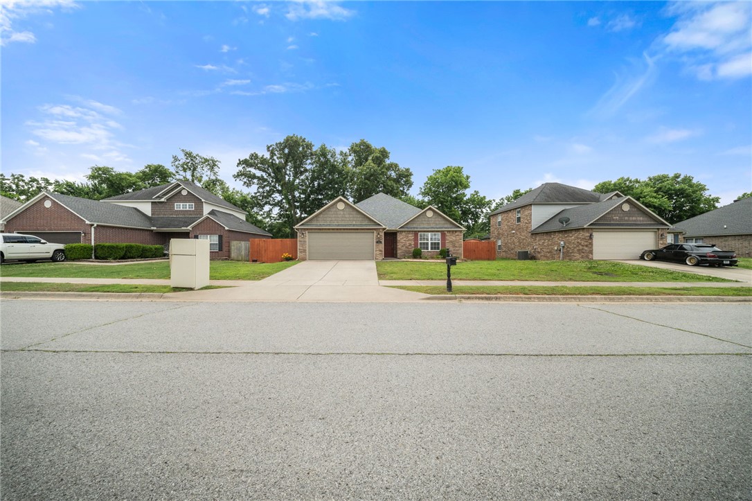main property photo 30