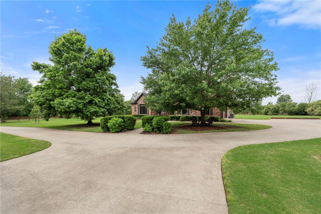 main property photo 37