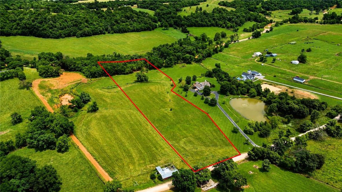 main property photo 26