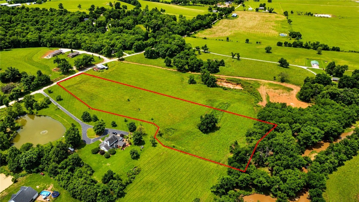 main property photo 30
