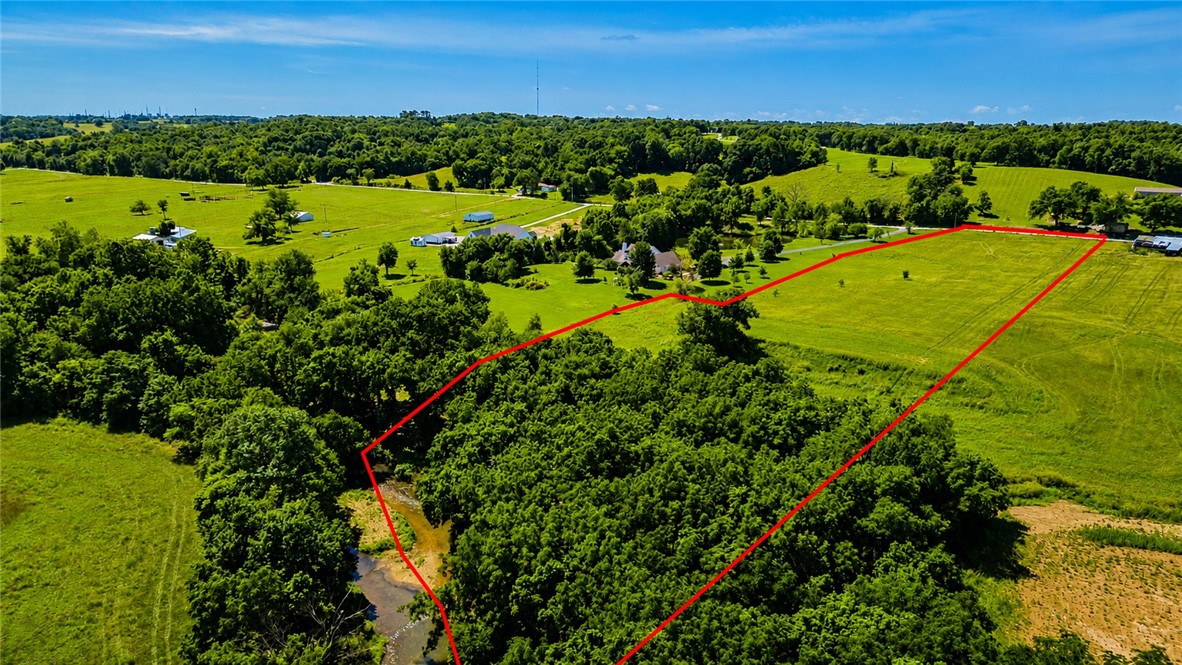 main property photo 33