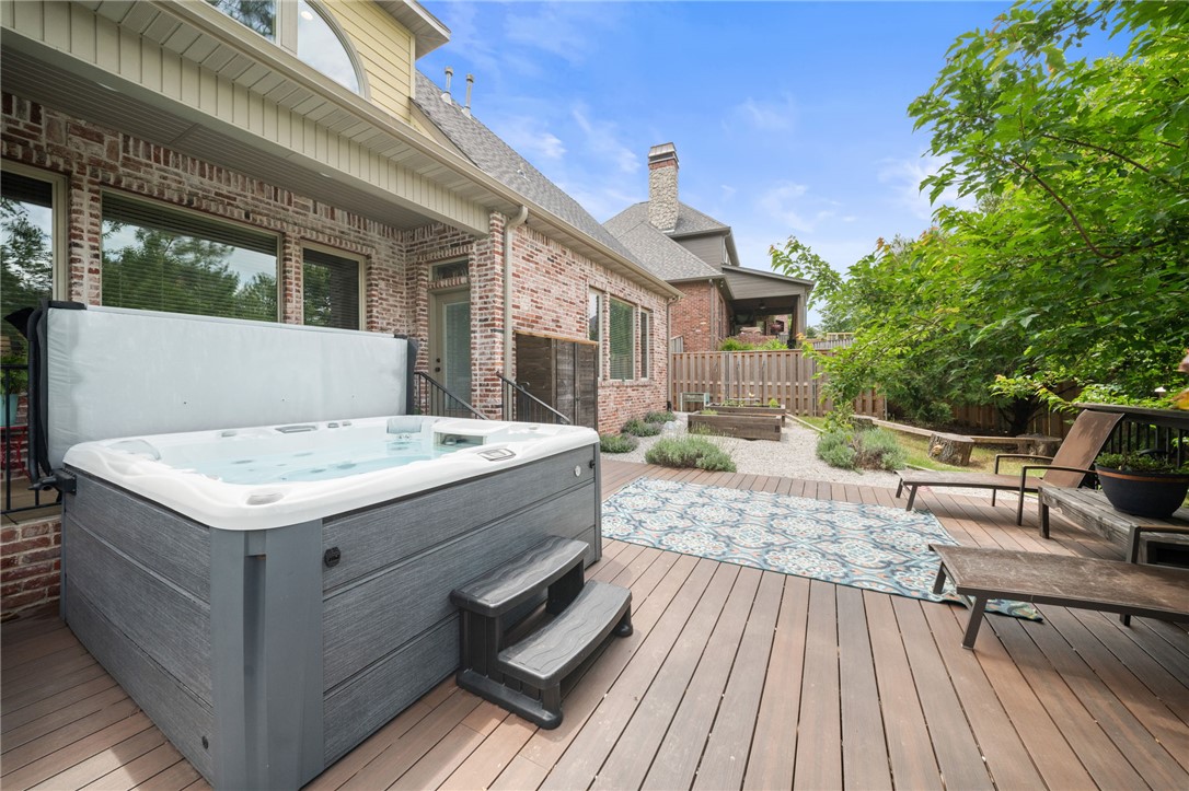 main property photo 32