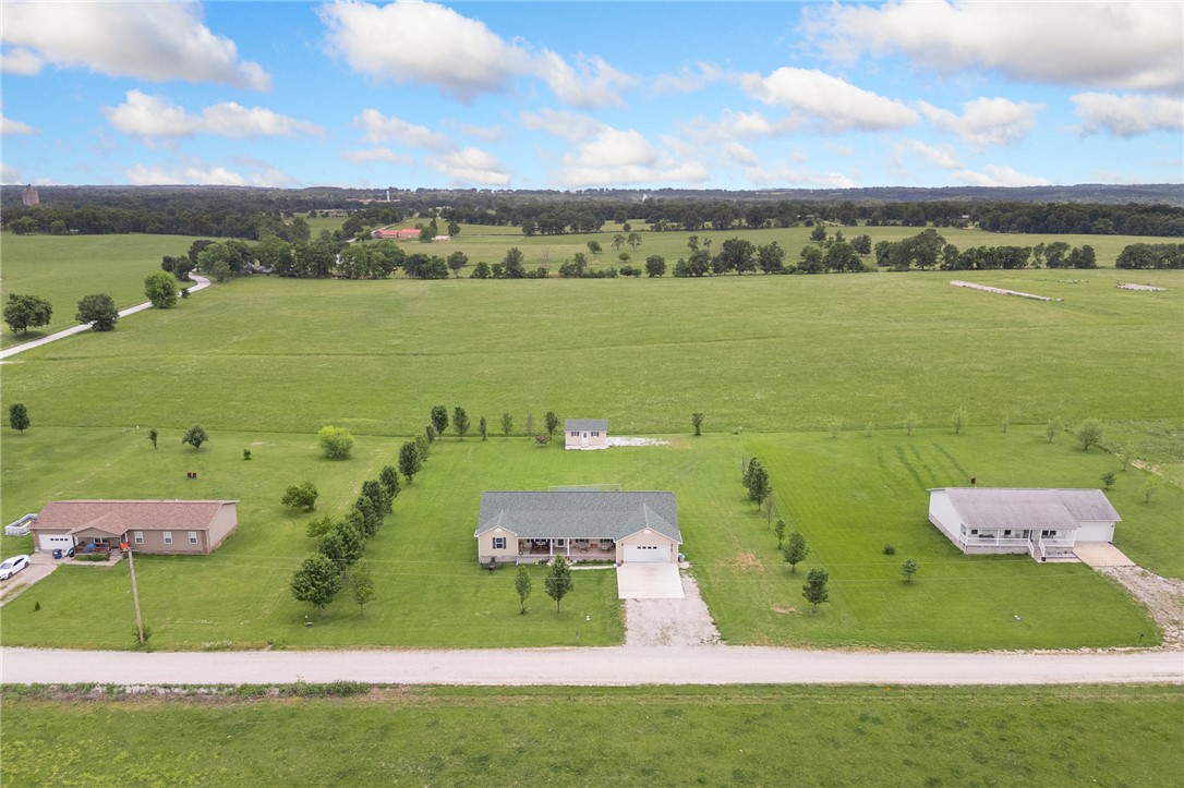 main property photo 35