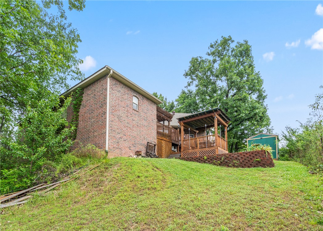 main property photo 37