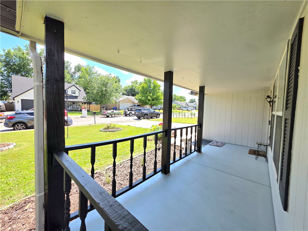 main property photo 13