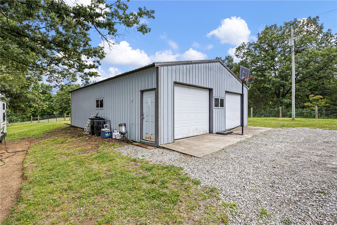 main property photo 41