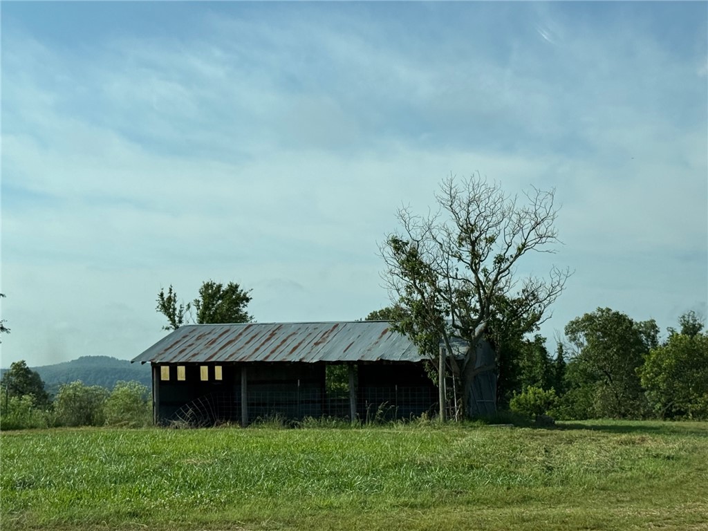 main property photo 9