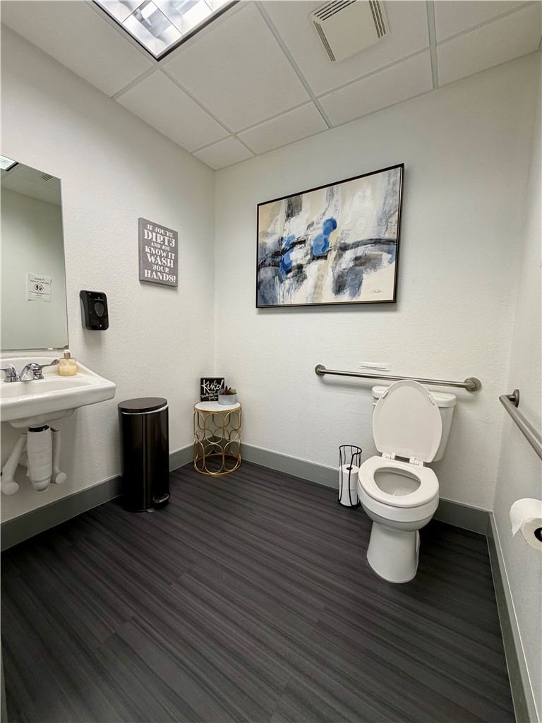 main property photo 24