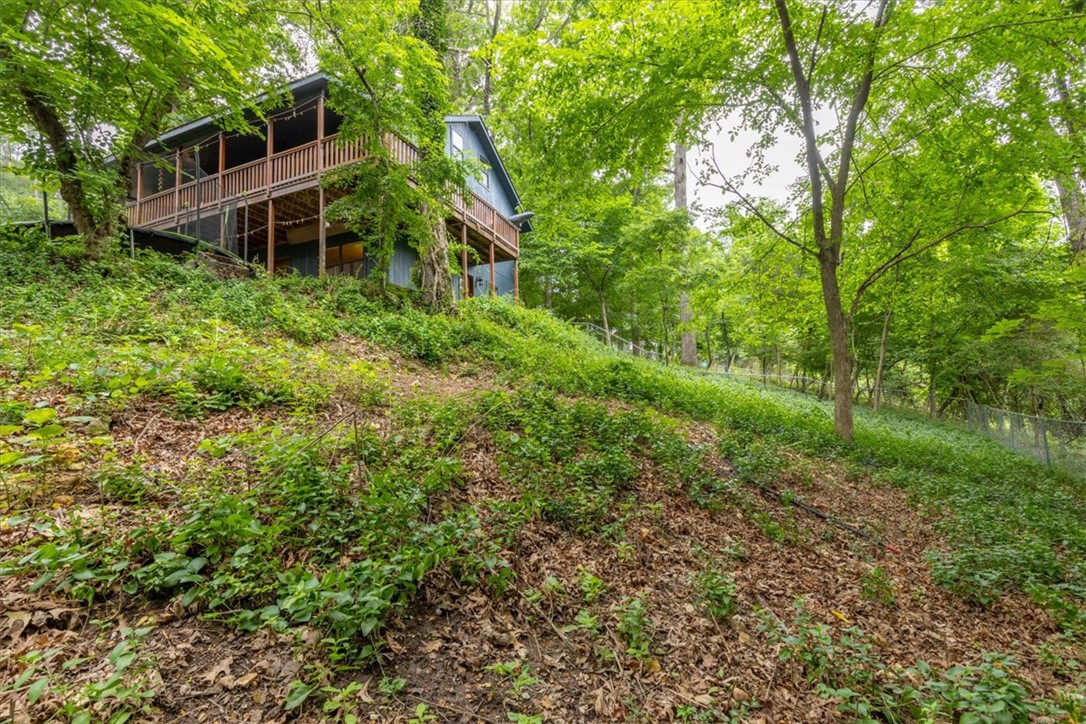 main property photo 32