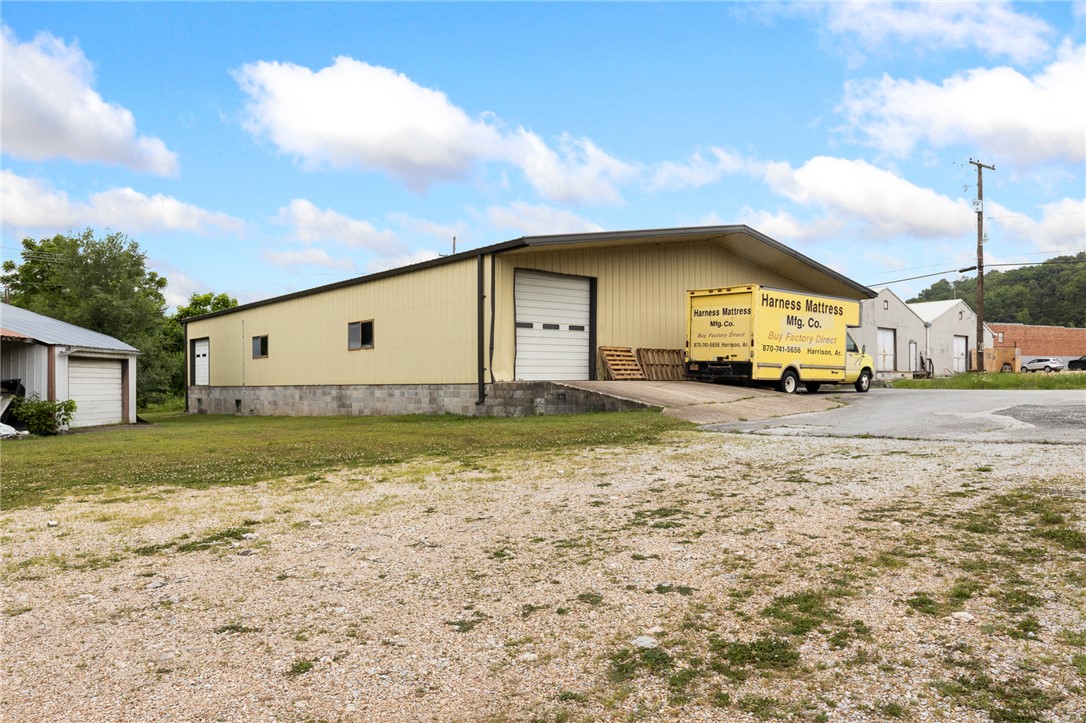 main property photo 2