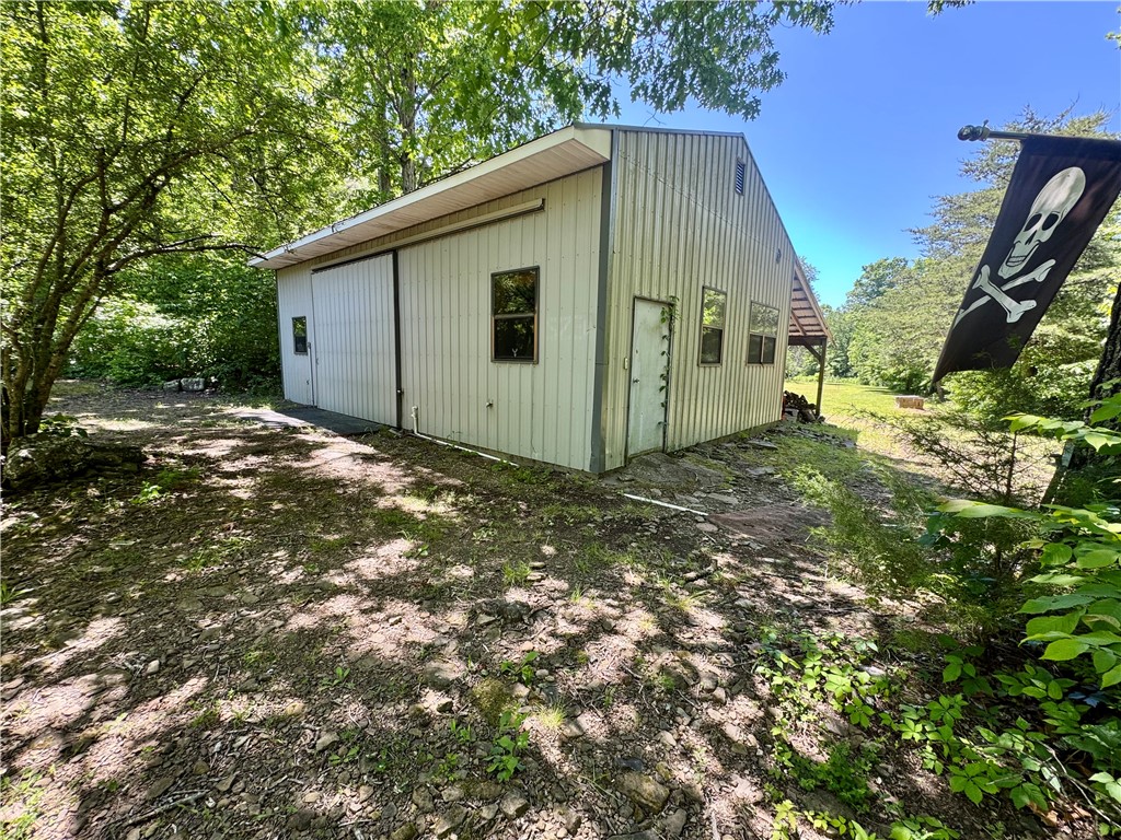 main property photo 9