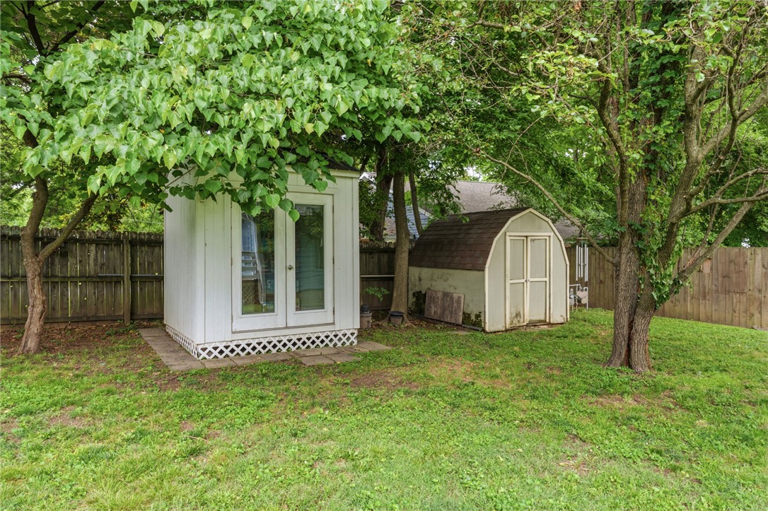 main property photo 23
